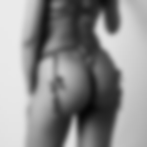 nikkigood0412 photo 5