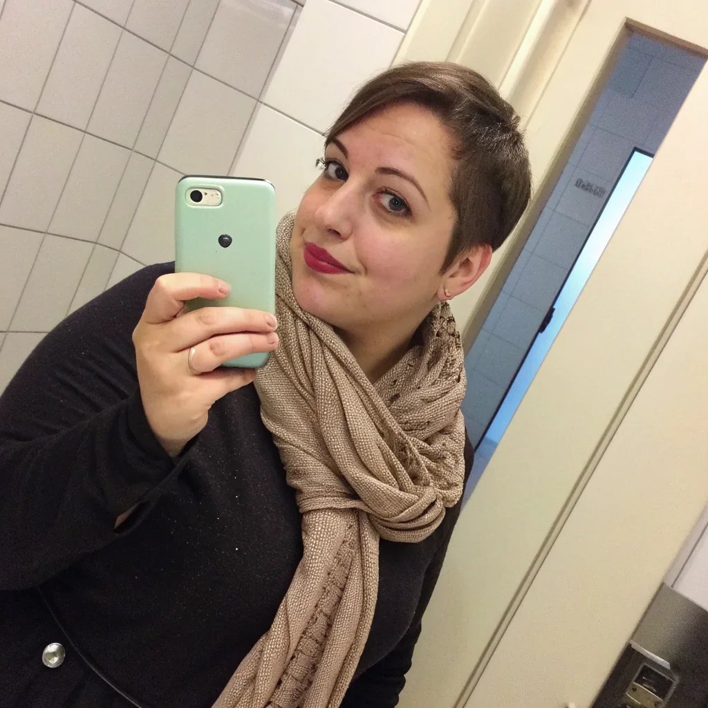 Photo 2 de Ella